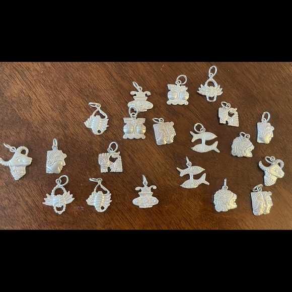 These are genuine silver pendants made in our 80 year old store - Picture 2 of 14